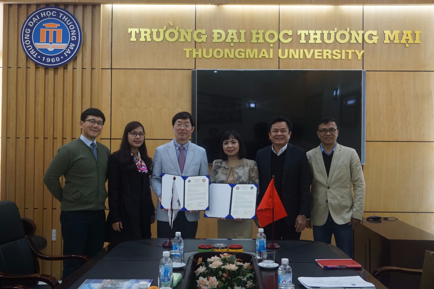 CHANCE TO LEARN IN VIETNAM & KOREA, RECEIVE 02 UNIVERSITY DEGREES AFTER 4 YEARS OF STUDY FOR THUONGMAI UNIVERSITY’S STUDENTS