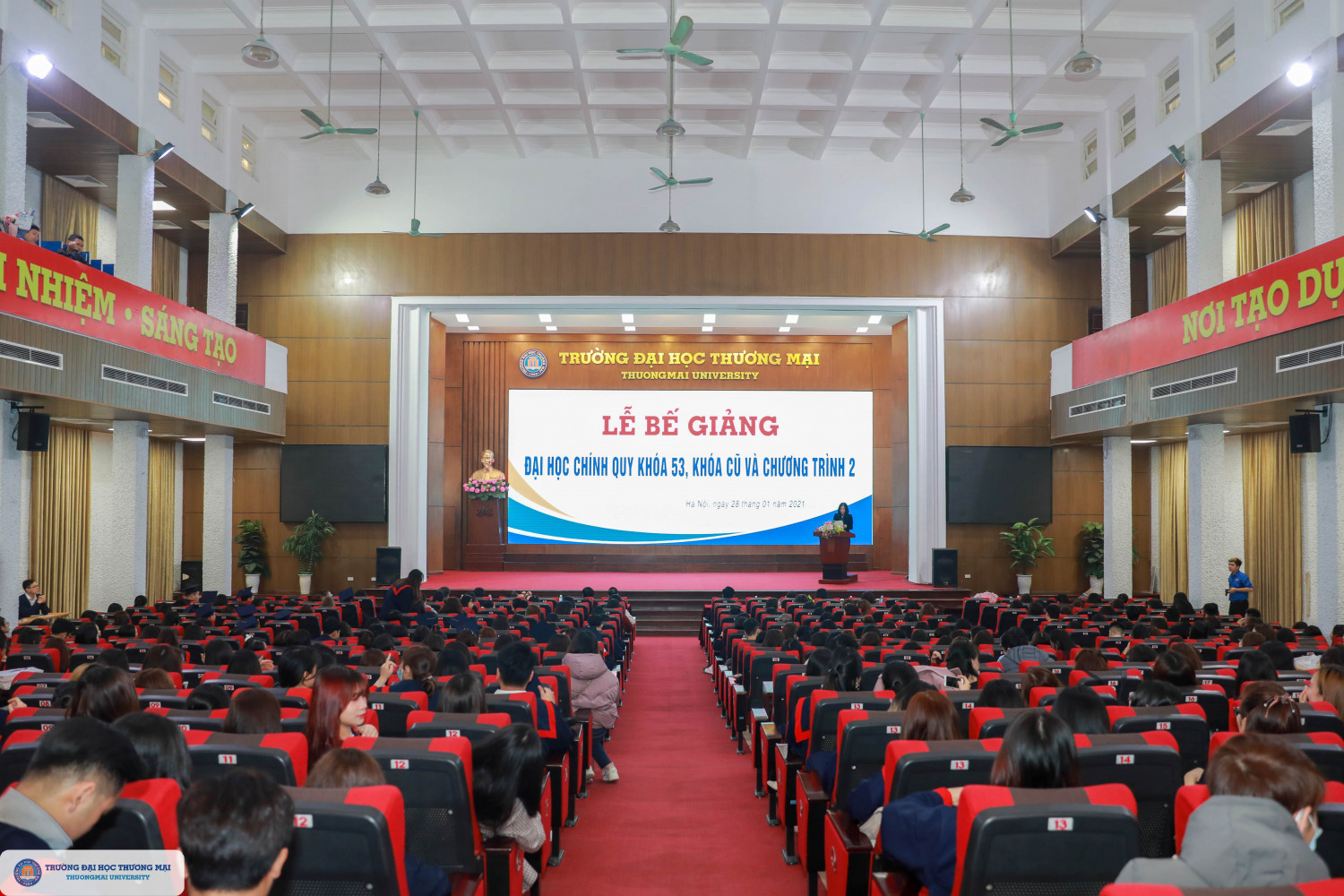 Graduation Ceremony of Students of K53 and Second-Degree Programs